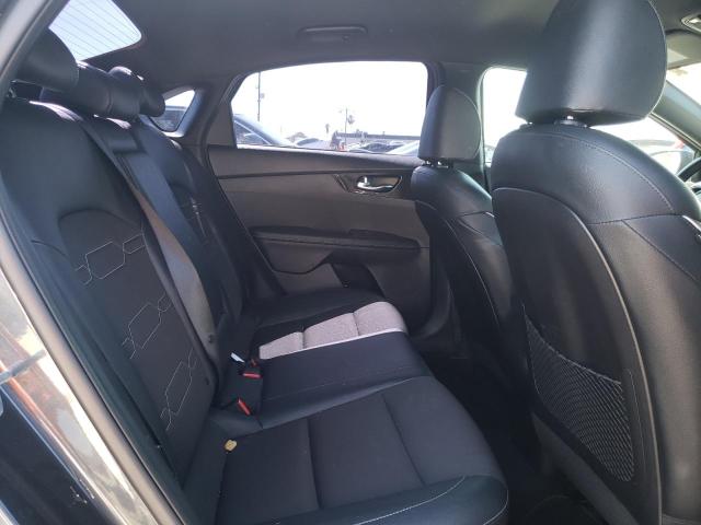 3KPF34AD4ME276382 KIA Forte Gt Line
