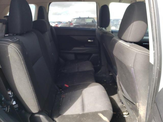 JA4AZ3A30HZ020626 Mitsubishi Outlander Se