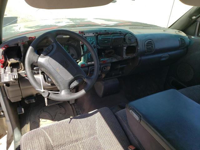 1B7MC33W2XJ650396 Dodge RAM 3500