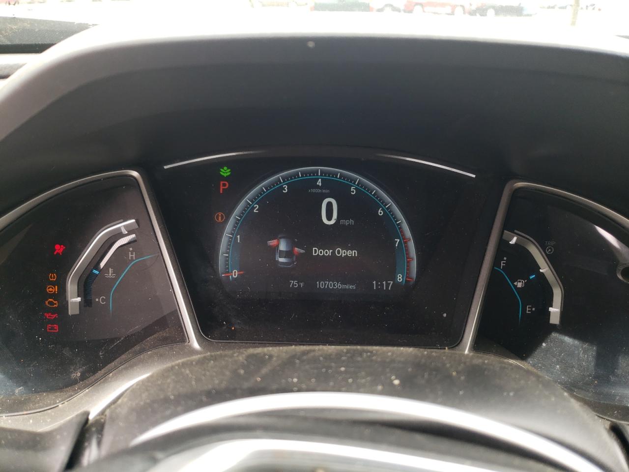 19XFC2F74JE030564 HONDA CIVIC 2018
