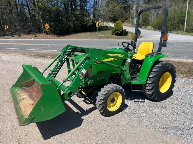 John Deere salvage cars for sale: 2016 John Deere 3032E