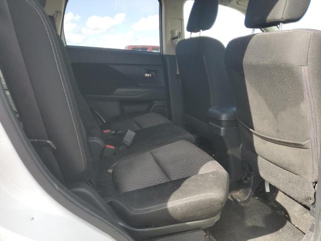 JA4AD2A31FZ010659 Mitsubishi Outlander Es