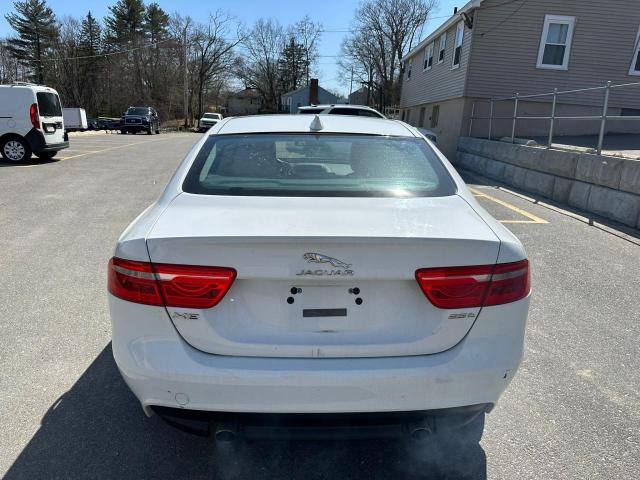 2017 JAGUAR XE - SAJAR4BG9HA951753