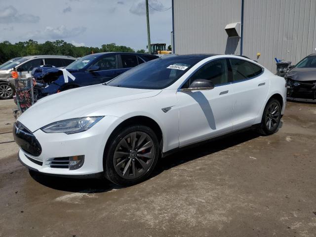 2014 Tesla Model S 