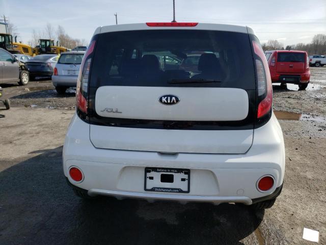 KNDJP3A51J7574286 KIA SOUL +