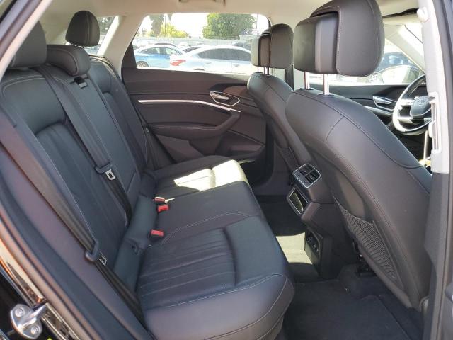 2019 AUDI E-TRON PRE - WA1LAAGE8KB023318