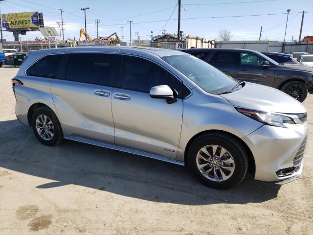 5TDYRKEC8MS018367 Toyota SIENNA XLE