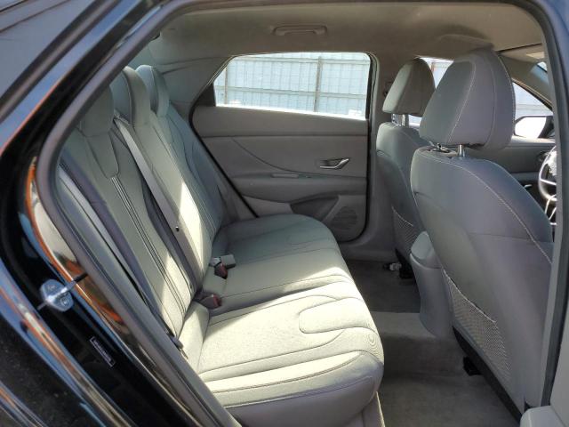 5NPLM4AG2MH052128 Hyundai ELANTRA SEL