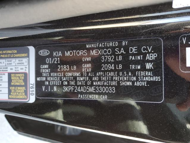 3KPF24AD5ME330033 KIA FORTE FE