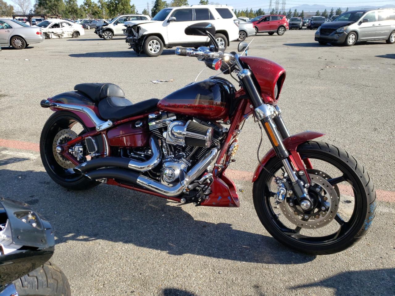 1HD1TG932HB951476 HARLEY-DAVIDSON FXSE 2017