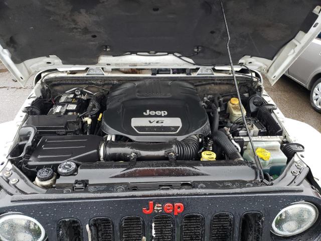 1C4BJWEG4EL285063 Jeep Wrangler Unlimited Sahara