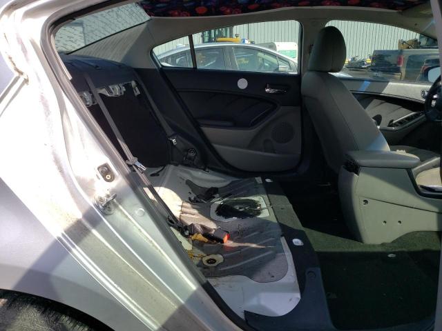 KNAFK4A68E5147477 KIA FORTE LX