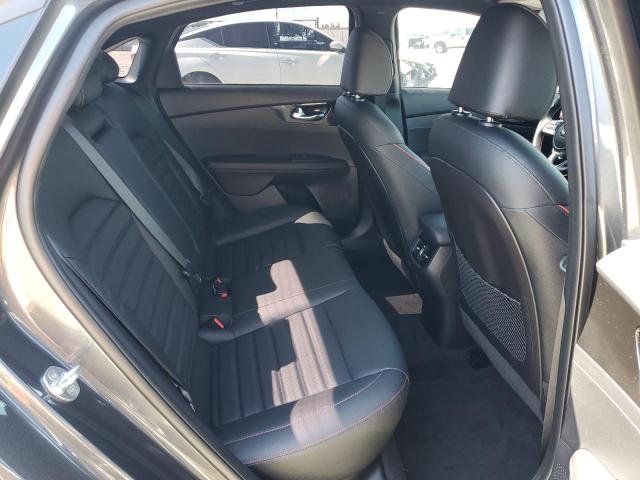 3KPF44AC5ME398124 KIA FORTE GT