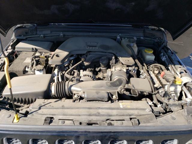1C4HJXEG2KW597831 Jeep Wrangler Unlimited Sahara