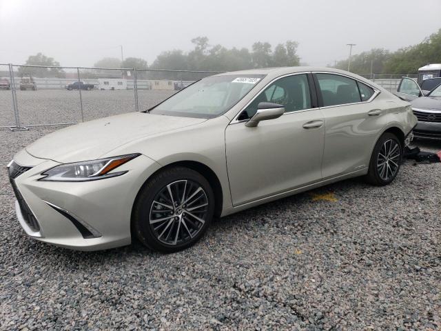 2022 Lexus ES 300h 