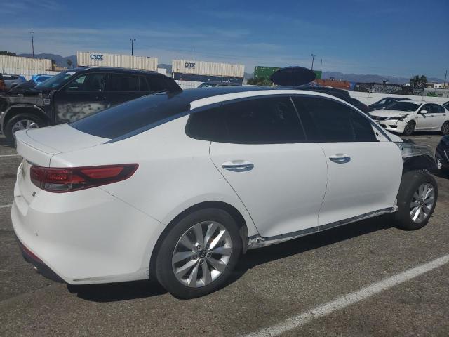 5XXGT4L31JG244243 KIA Optima Lx