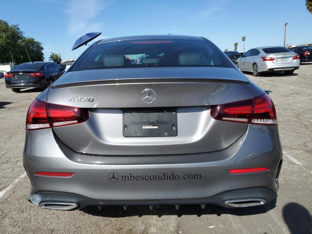 W1K3G4EB7NJ366085 Mercedes-Benz A 220