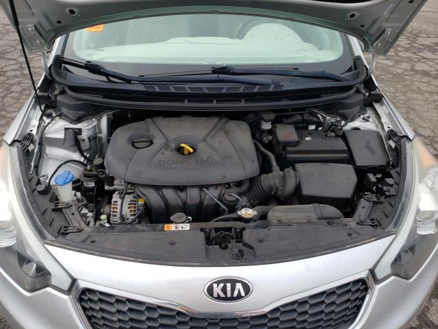 KNAFK4A63E5072980 KIA FORTE LX