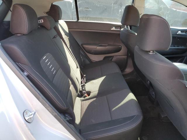 KNDPM3AC1J7423272 KIA Sportage Lx