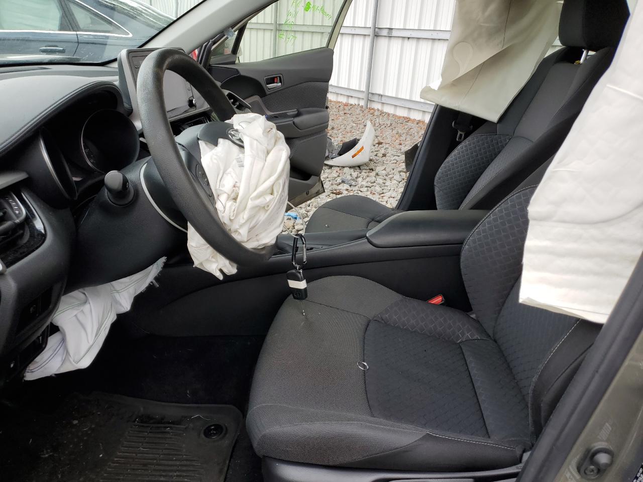 JTNKHMBX8M1101477 TOYOTA C-HR 2021