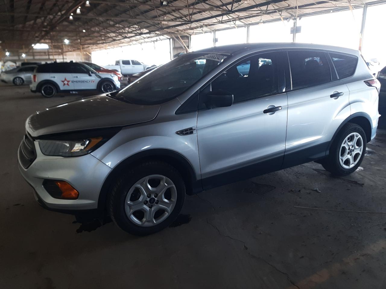 1FMCU0F78JUC40232 FORD ESCAPE S 2018