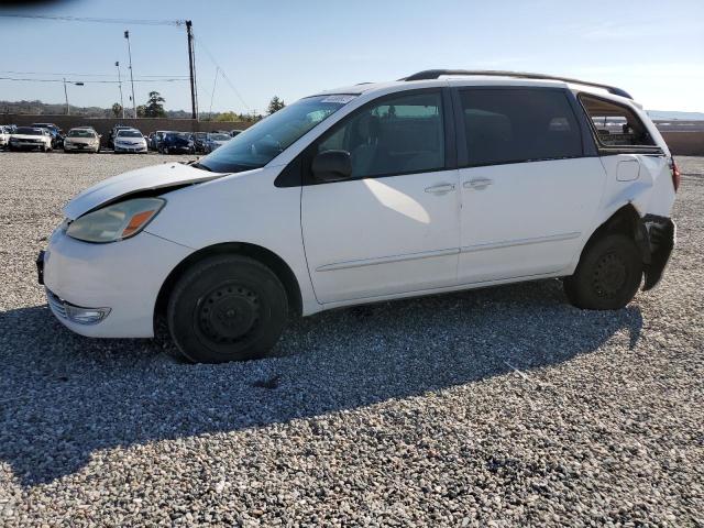 2004 Toyota Sienna CE