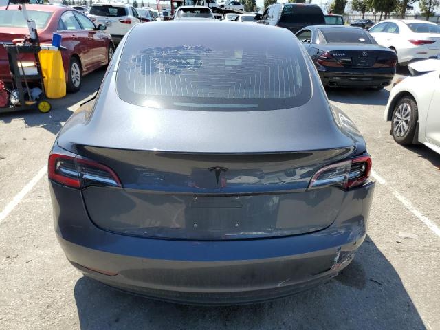 5YJ3E1EA8JF046040 Tesla MODEL 3