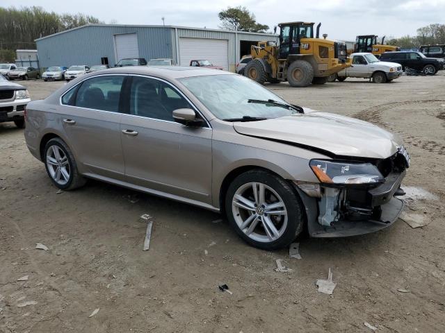 2015 VOLKSWAGEN PASSAT SEL - 1VWCS7A31FC117115