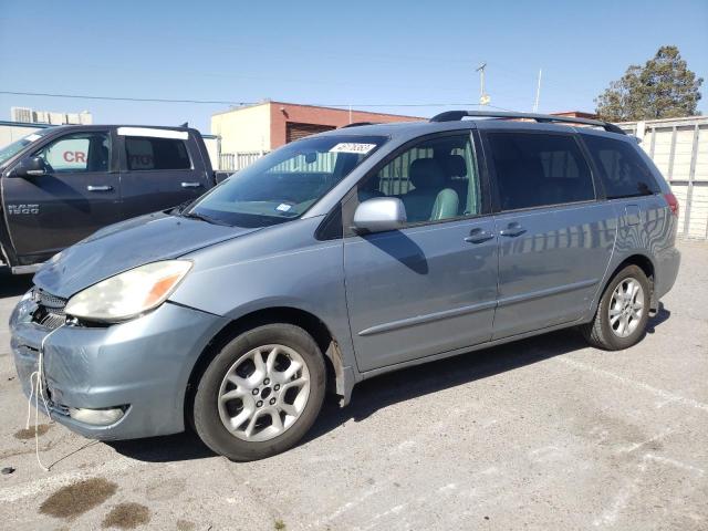 2004 Toyota Sienna XLE