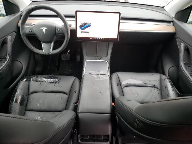 7SAYGAEE0NF493831 Tesla Model Y