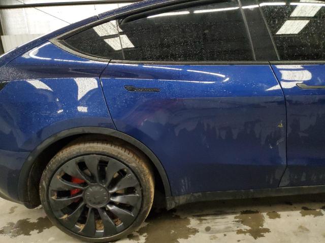 7SAYGDEF8NF484529 Tesla Model Y