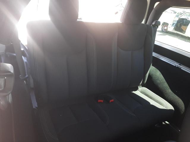 1C4BJWCGXJL830468 Jeep Wrangler Rubicon