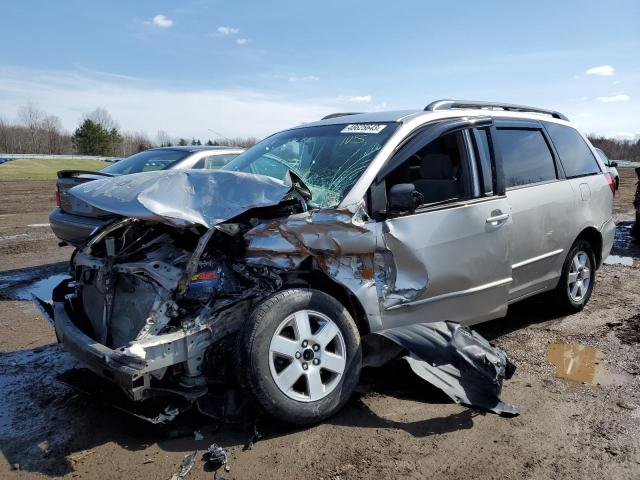 2004 Toyota Sienna CE