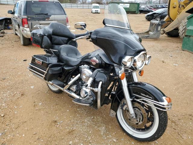 Buy Salvage Motorcycles For Sale now at auction: 2005 Harley-Davidson Flhtcui
