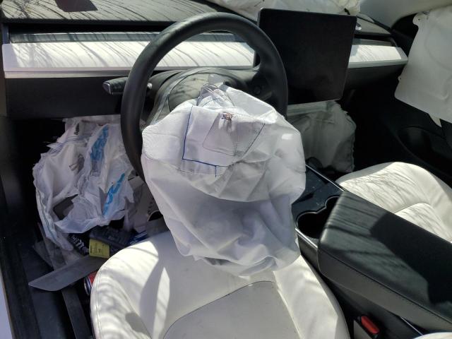 5YJ3E1EB8LF795853 Tesla MODEL 3
