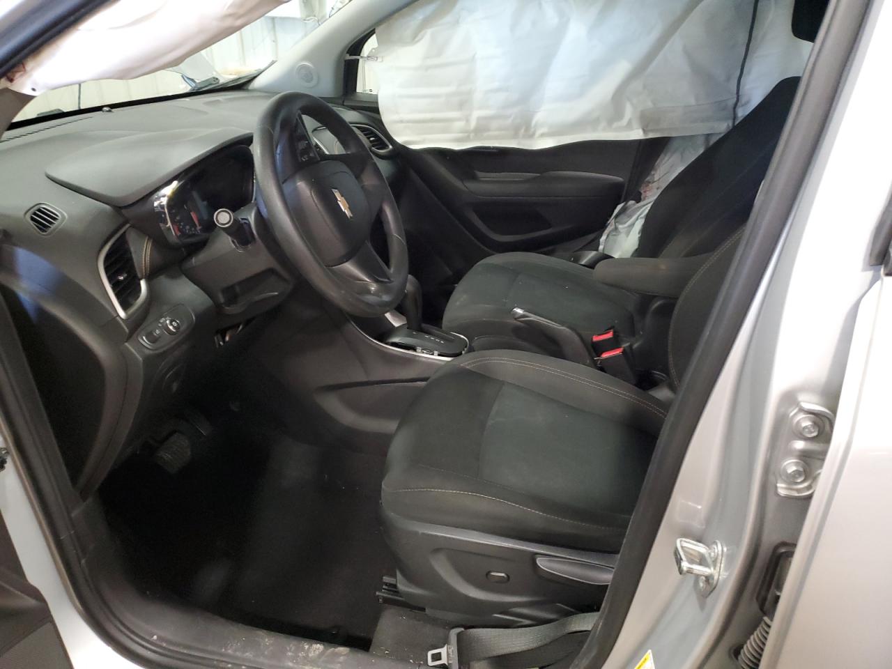 3GNCJNSBXHL213324 CHEVROLET TRAX 2017