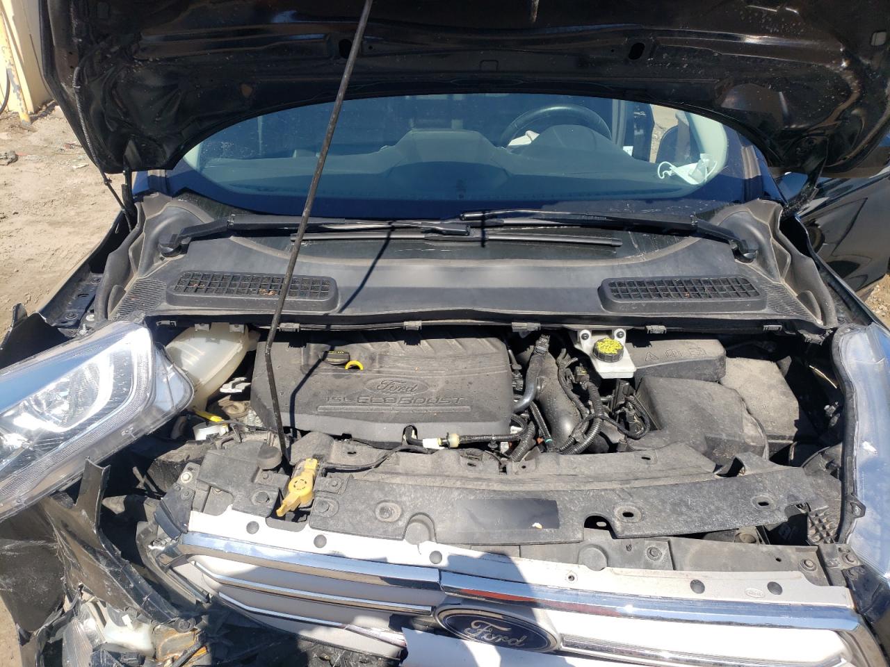 1FMCU9HD7JUC83676 FORD ESCAPE 2018