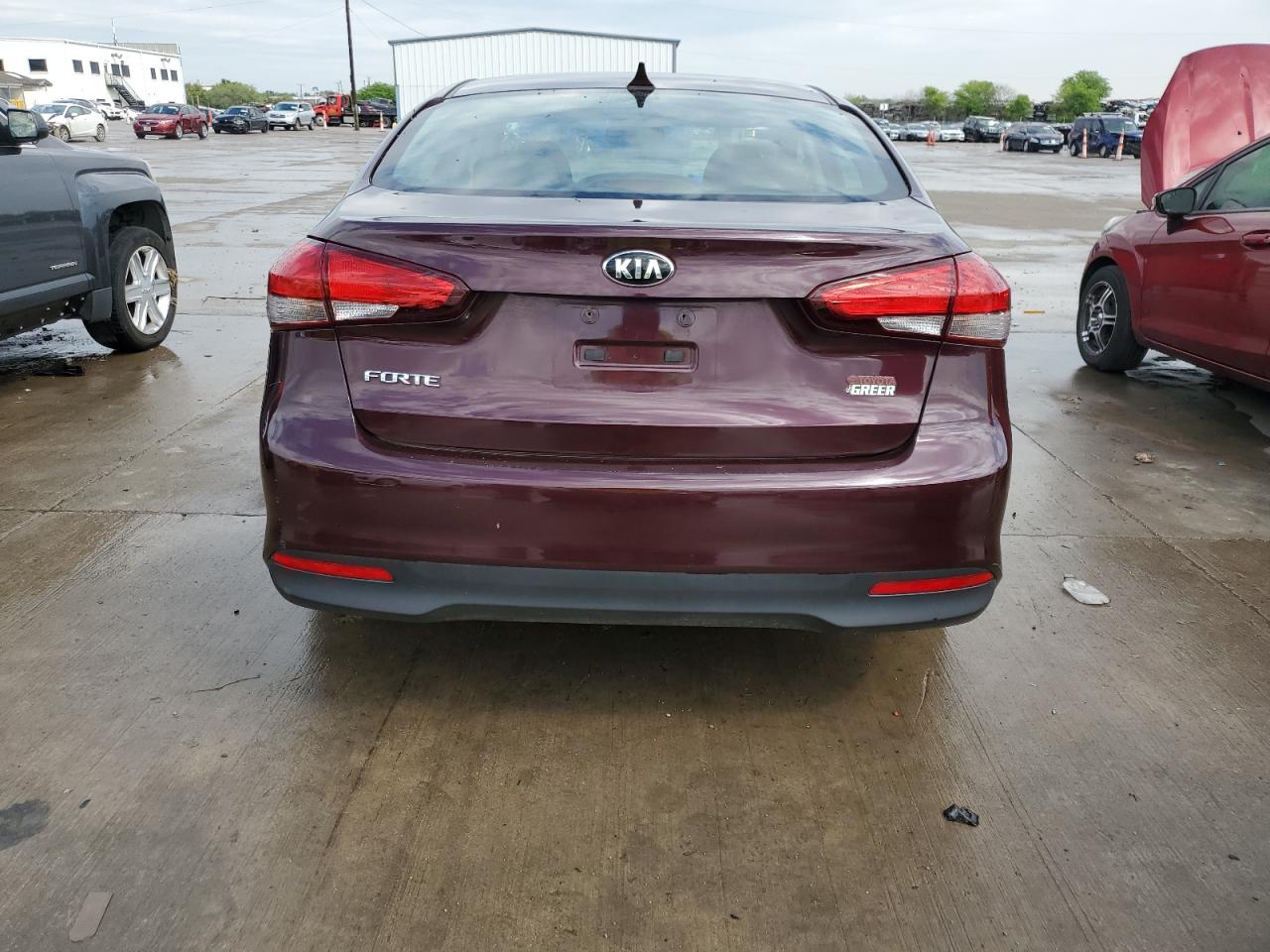 3KPFK4A77HE145885 2017 Kia Forte Lx