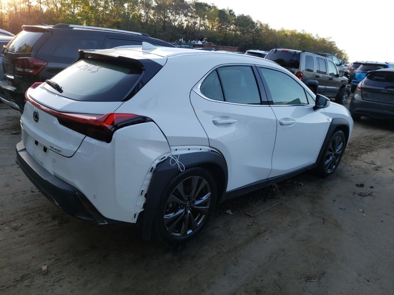 JTHY3JBH7K2006192 LEXUS UX 200 2019