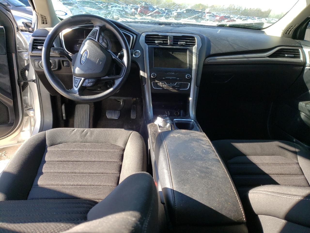 3FA6P0LUXKR106243 FORD FUSION 2019