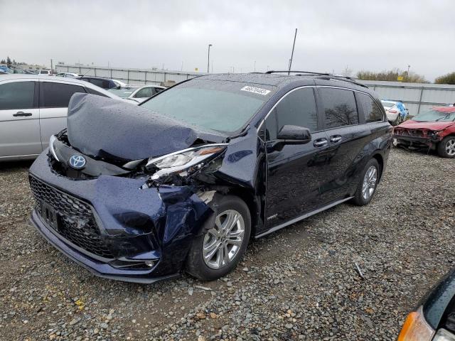 2021 TOYOTA SIENNA XSE - 5TDDSKFC7MS013646