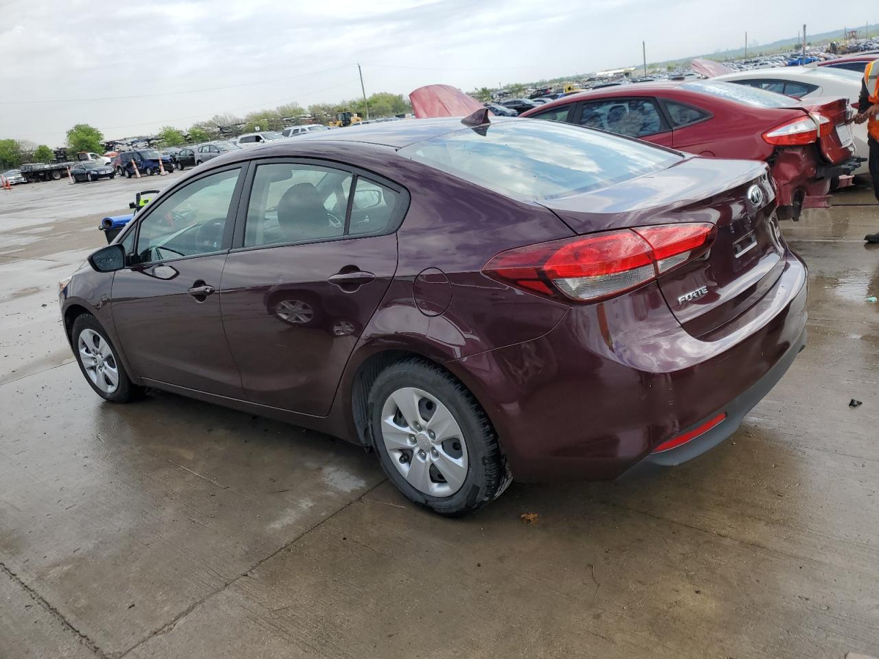 3KPFK4A77HE145885 2017 Kia Forte Lx