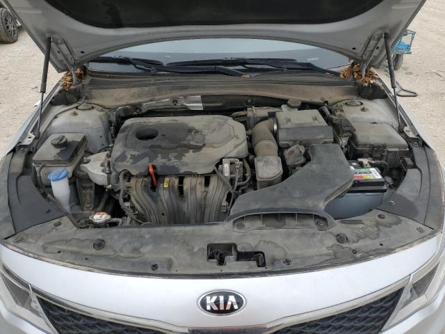 VIN 5XXGT4L36HG143774 2017 KIA Optima, LX no.11