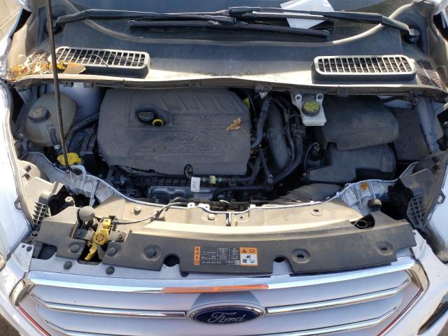 1FMCU0GDXJUB43439 Ford ESCAPE SE