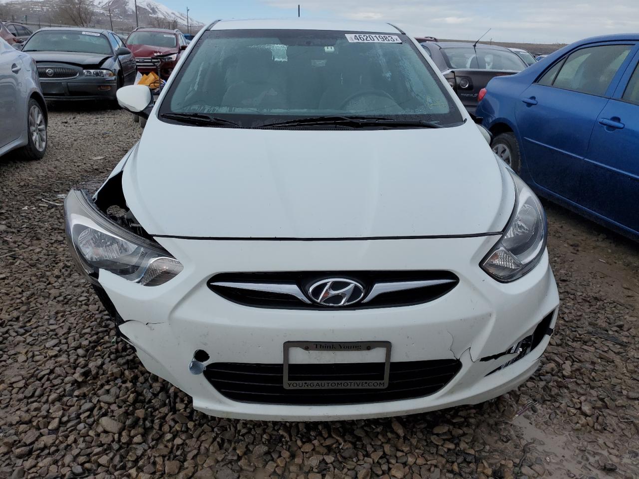 KMHCU5AE4DU073956 2013 Hyundai Accent Gls