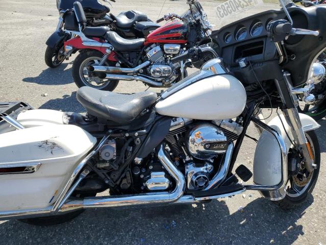 2014 HARLEY-DAVIDSON FLHTP POLI - 1HD1FMM12EB624843