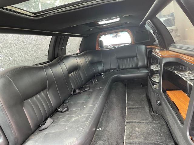 1L1FM88W56Y612207 Lincoln Town Car Executive