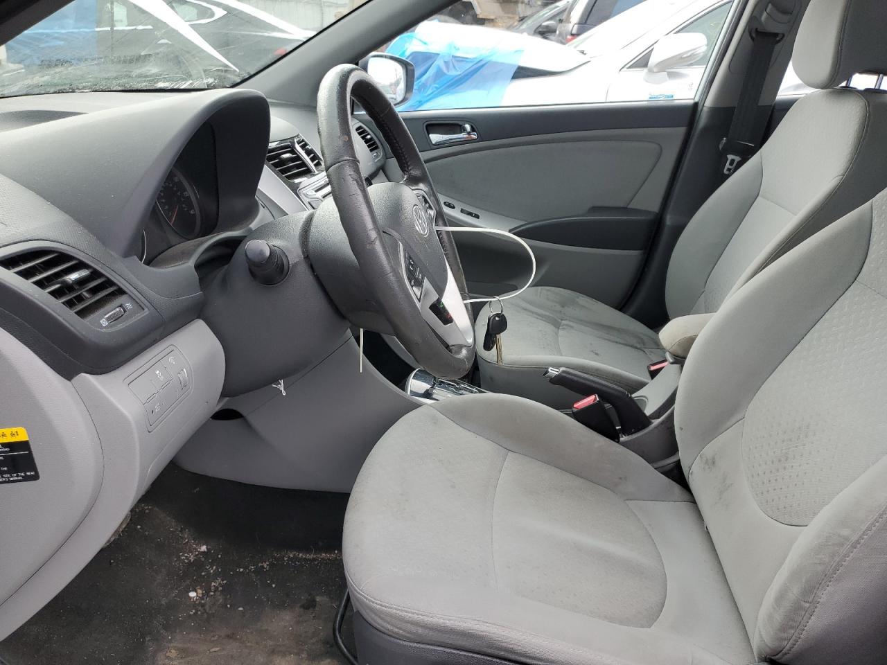 KMHCU5AE4DU073956 2013 Hyundai Accent Gls