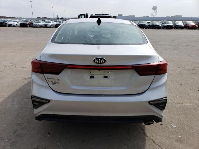 3KPF24AD8KE041709 KIA FORTE FE