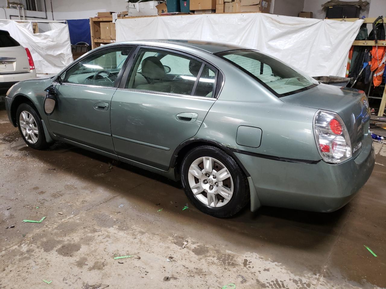 2005 Nissan Altima - Image 2